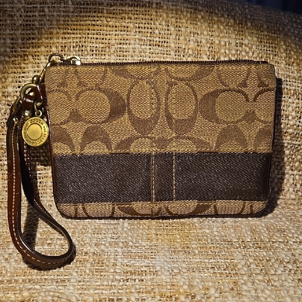 Coach Signature Wristlet Brown and Tan L-6"XxH-4"